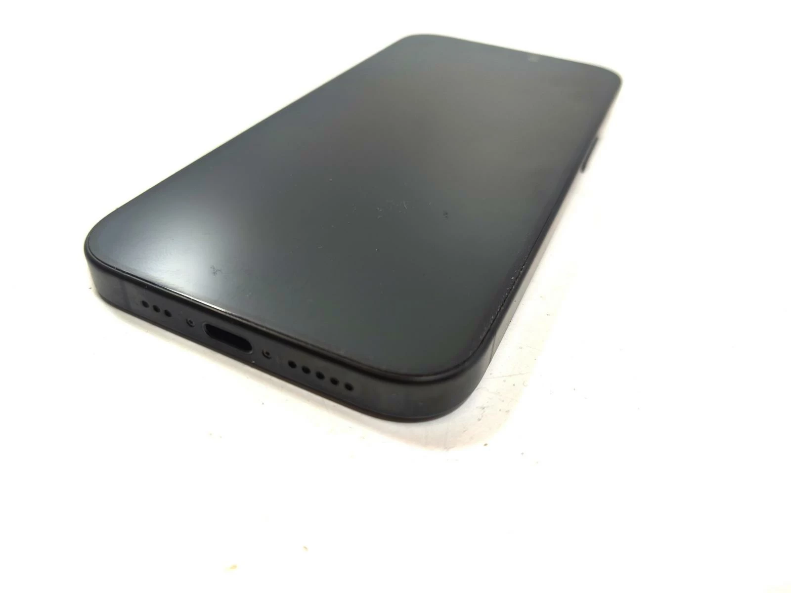 telefon-iphone-15-pro-128gb-100-bat-przekatna-ekranu-61