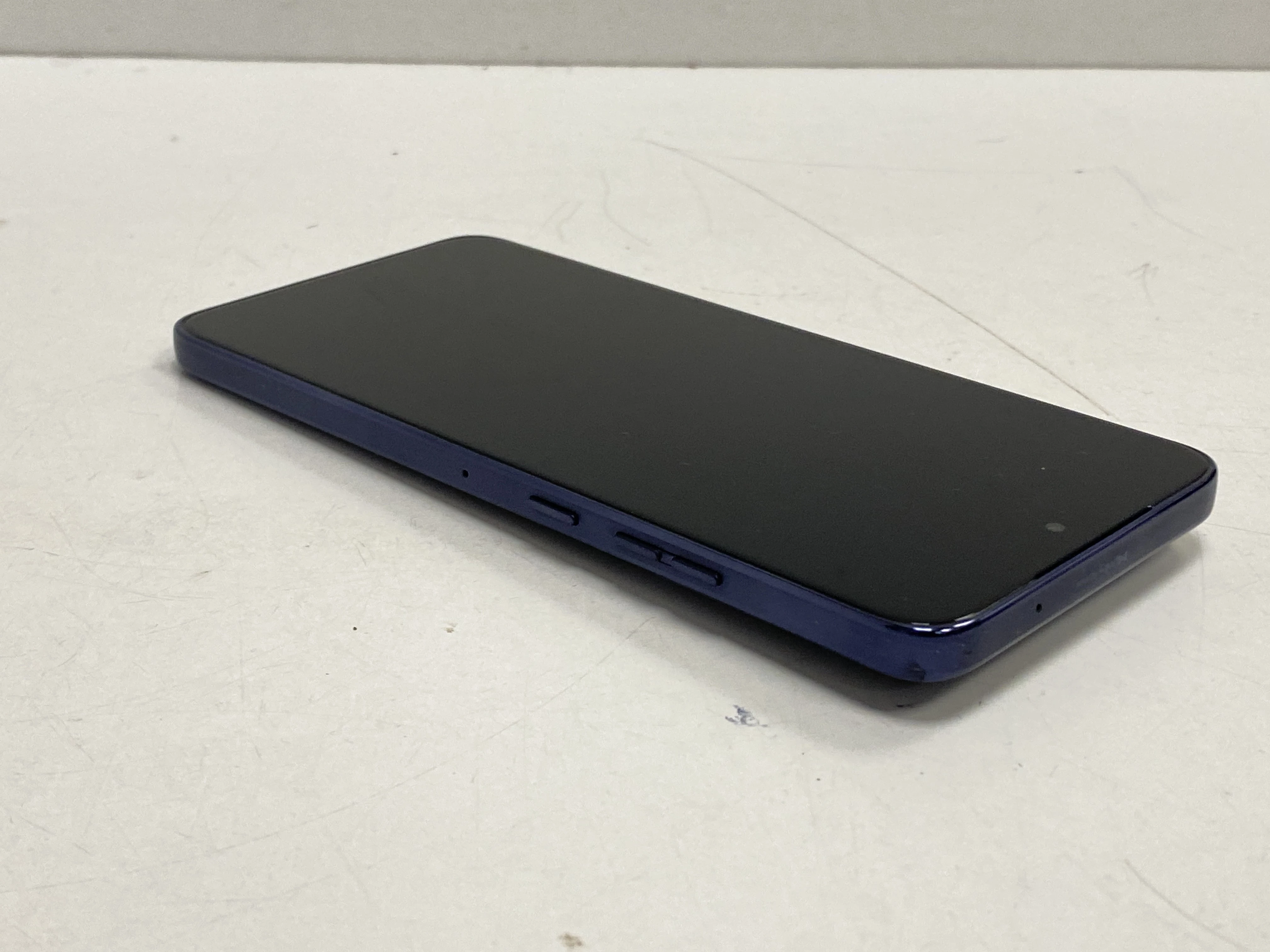 motorola-edge-50-neo-512gb12gb-system-operacyjny-4388-1