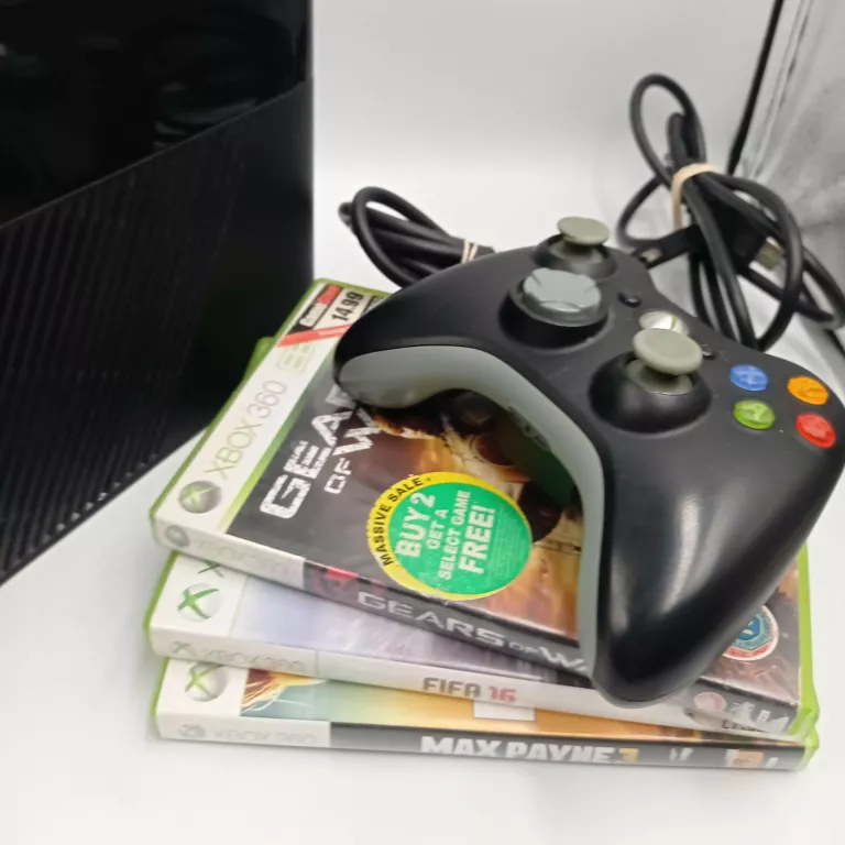 KONSOLA XBOX 360 + PAD + GRY + OKABLOWANIE @OKAZJA!