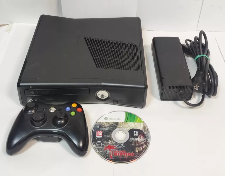 KONSOLA XBOX 360 MODEL 1439 KOMPLET