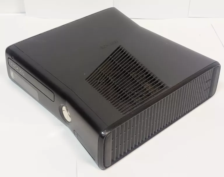 KONSOLA XBOX 360 MODEL 1439 KOMPLET