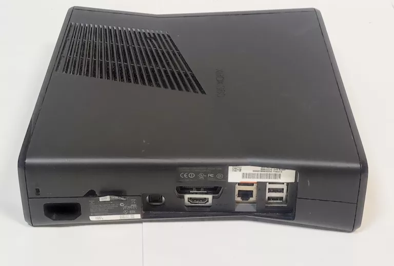 KONSOLA XBOX 360 MODEL 1439 KOMPLET