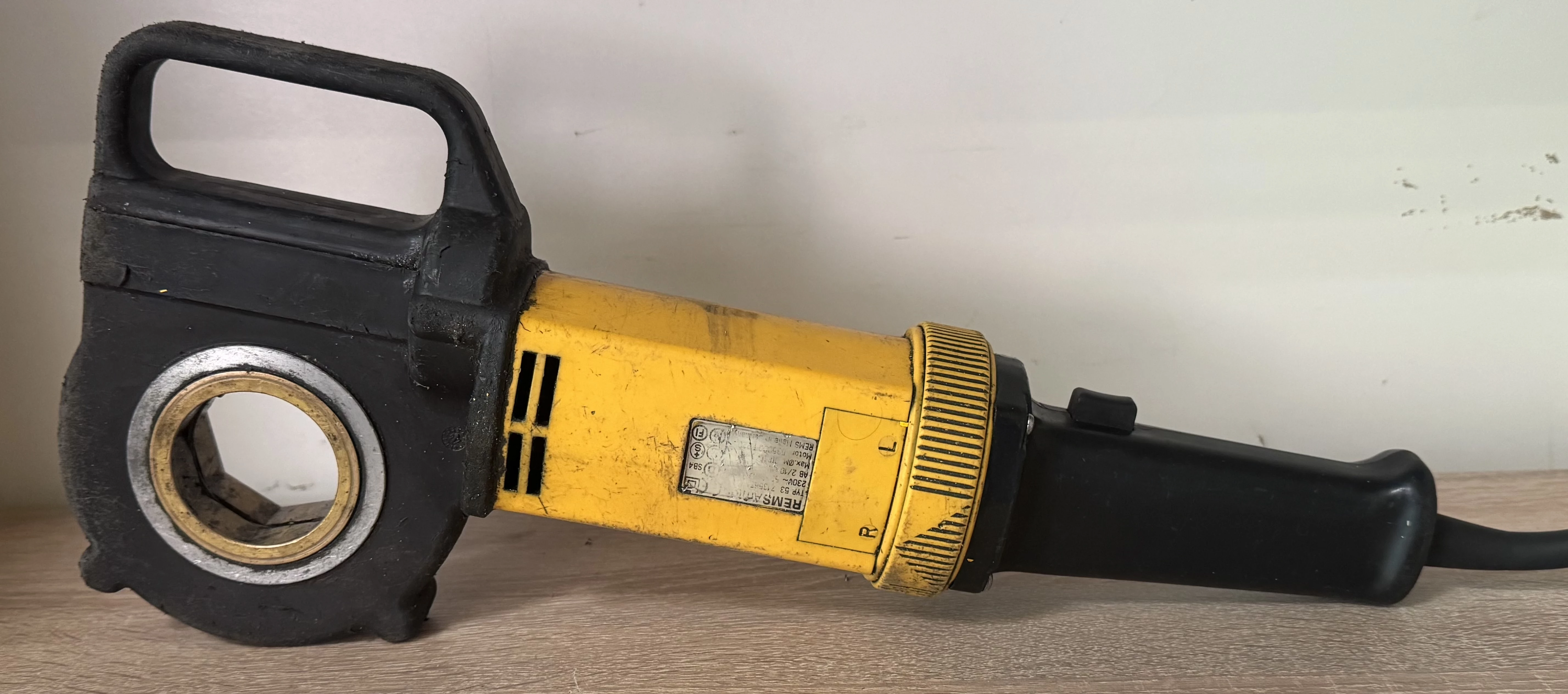 zaciskarka-sieciowa-amigo-rems-z-kompletem-szczek-i-walizka-marka-248811-971463