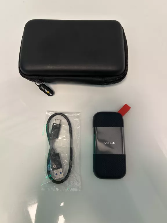 DYSK ZEWNĘTRZNY SANDISK PORTABLE SSD 1TB ETUI