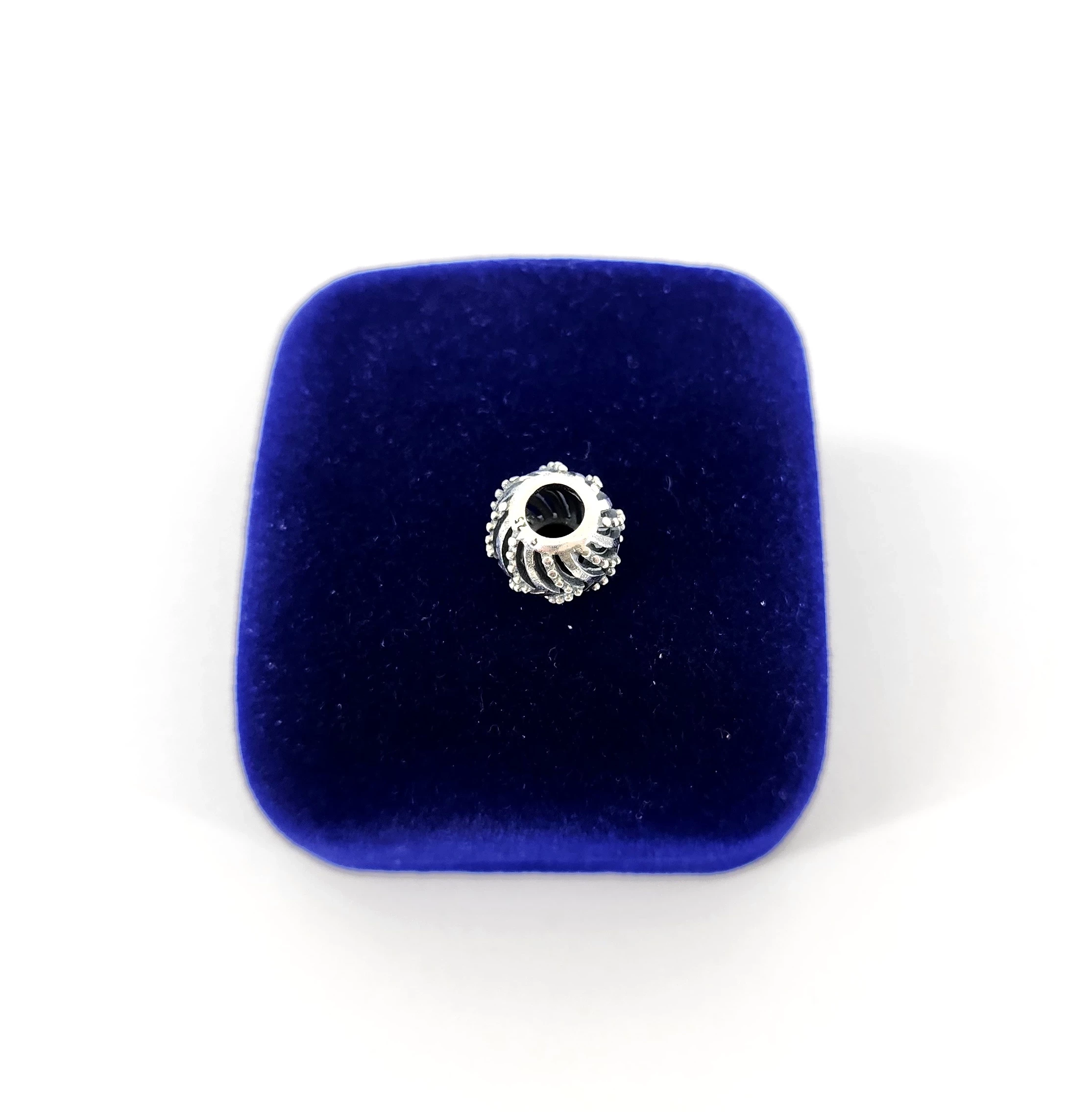 ladna-srebrna-zawieszka-charms-178g-925-marka-226434-1704211