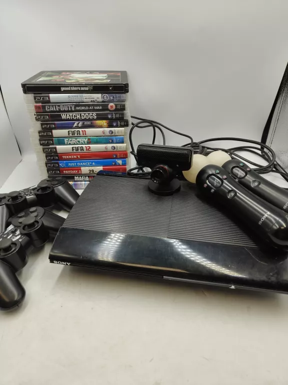 KONSOLA  SONY PLAYSTATION 3  2 KONTROLERY ZESTAW MOVE 13 GIER