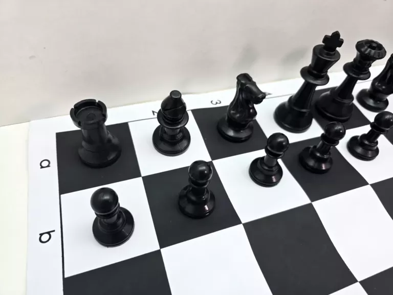 PRZENOŚNE SZACHY MATA YMI TOURNAMENT Z POKROWCEM