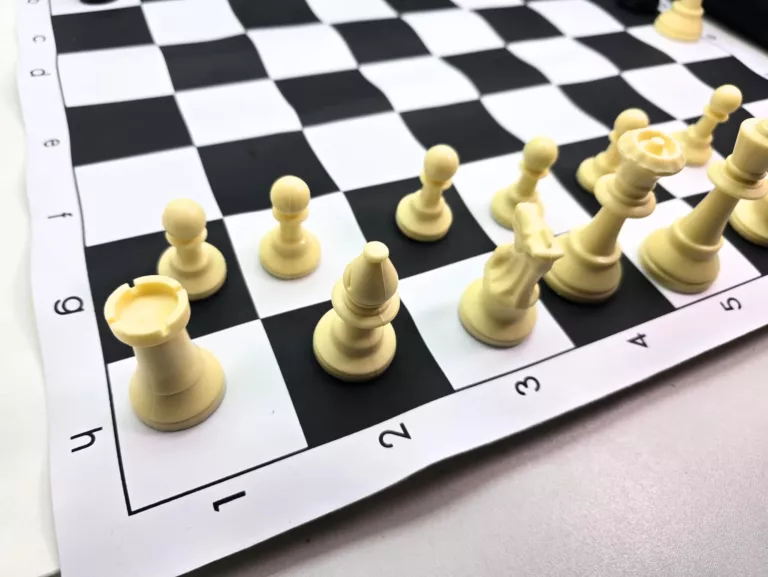PRZENOŚNE SZACHY MATA YMI TOURNAMENT Z POKROWCEM
