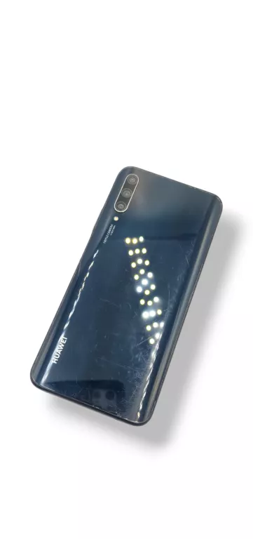 TELEFON HUAWEI P SMART PRO OPIS