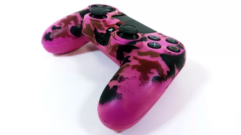 PAD DO PS4 PLAYSTATION 4 / RÓŻOWE ETUI