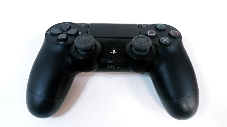 PAD DO PS4 PLAYSTATION 4 / RÓŻOWE ETUI