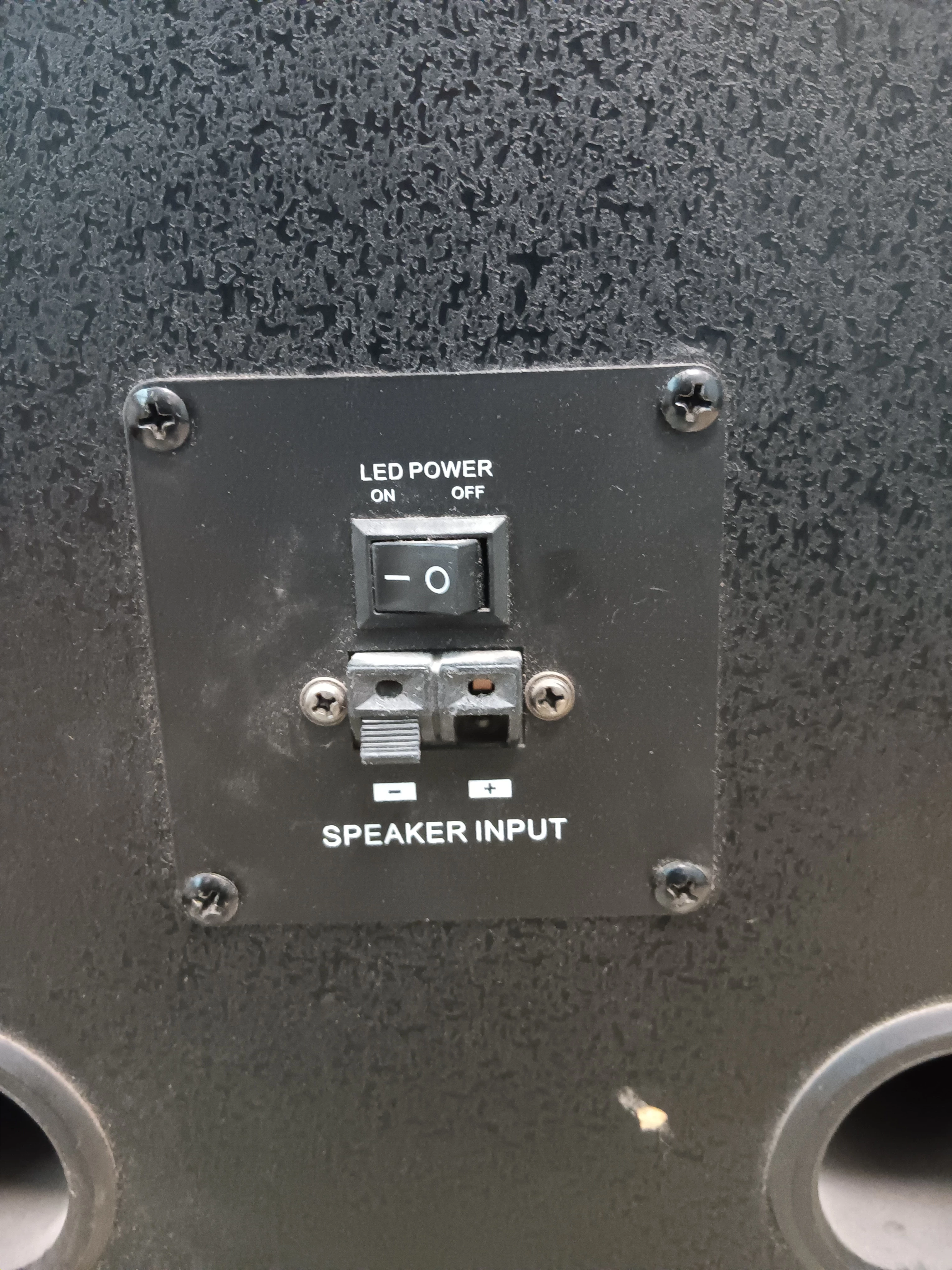 zestaw-glosnikow-power-audio-manta-spk-5015-moc-8000