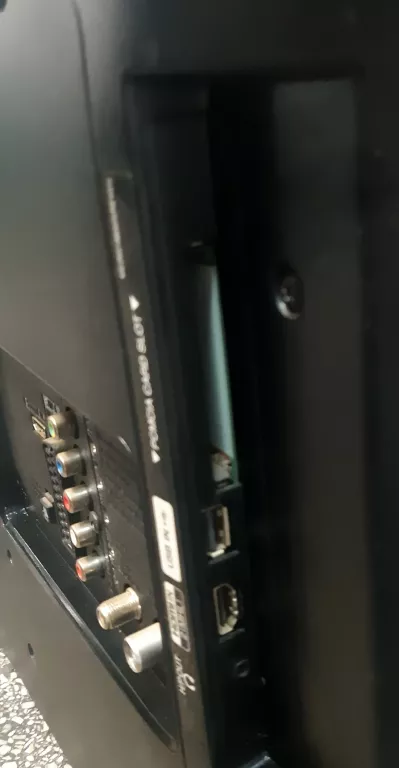 TELEWIZOR LG 32LB5610 + PILOT