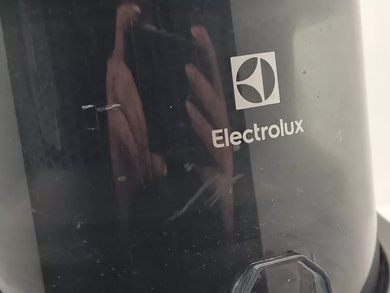 odkurzacz-bezworkowy-electrolux-jl-c3802c-rodzaj-odkurzacza-205422-2