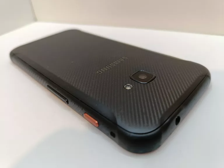 TELEFON - SAMSUNG GALAXY XCOVER 4S 3GB/32GB + ŁADOWARKA + ETUI