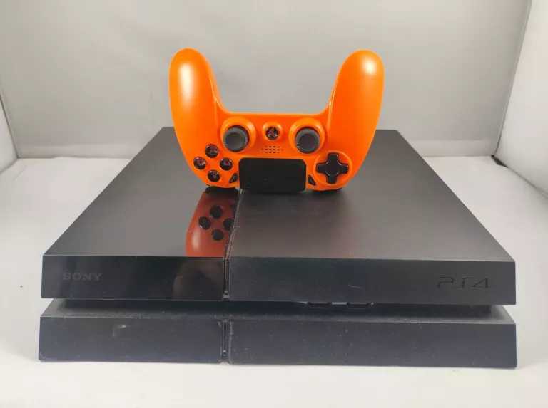 KONSOLA PS4 500GB PAD