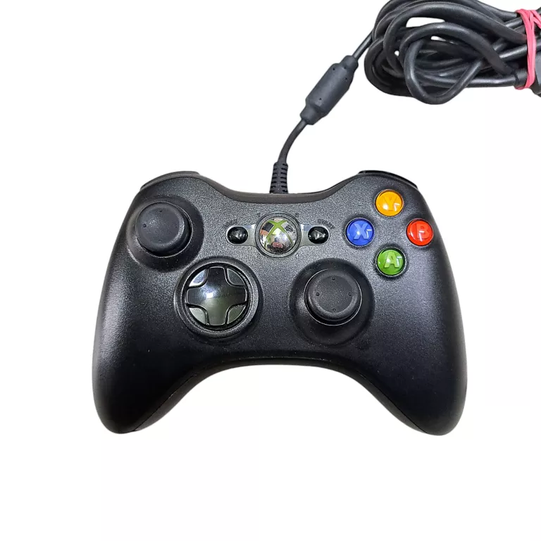 ZESTAW KONSOLA XBOX 360 KINEKT 2 KONTROLERY PADY 3 GRY