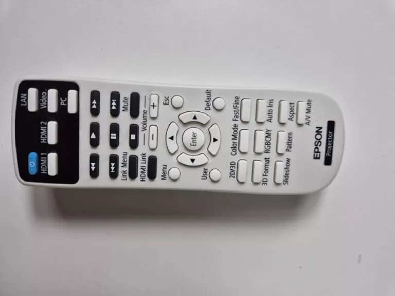 ZADBANY PROJEKTOR EPSON EH-TW5100