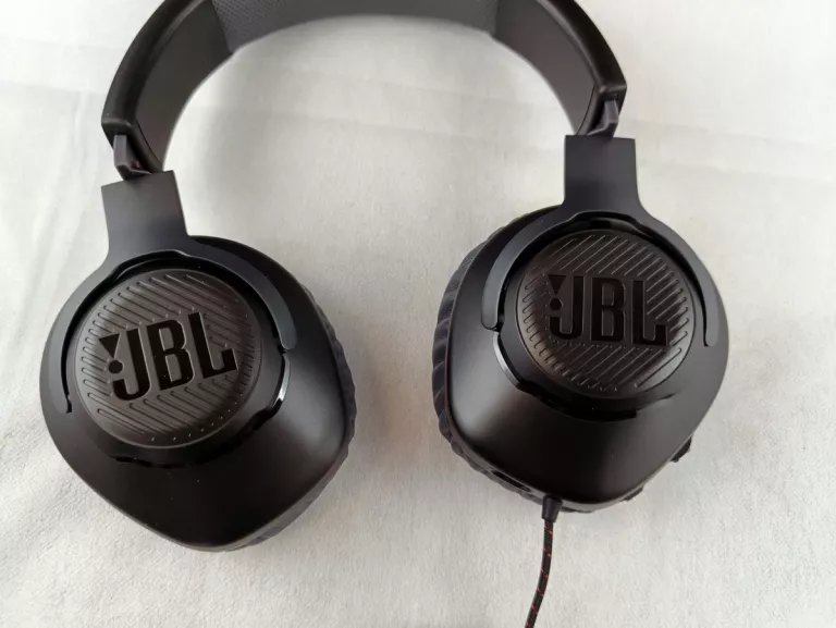 sluchawki-przewodowe-z-mikrofonem-jbl-quantum-100-nauszne-rodzaj-sluchawek-203681-217757