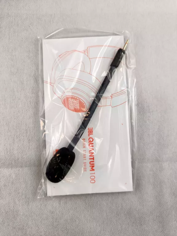 sluchawki-przewodowe-z-mikrofonem-jbl-quantum-100-nauszne-ean-gtin-6925281969621