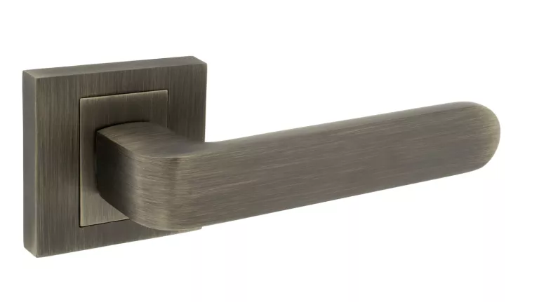 klamka-lady-rozeta-kwadratowa-patyna-mat-pilsudskiego-47-drezdenko