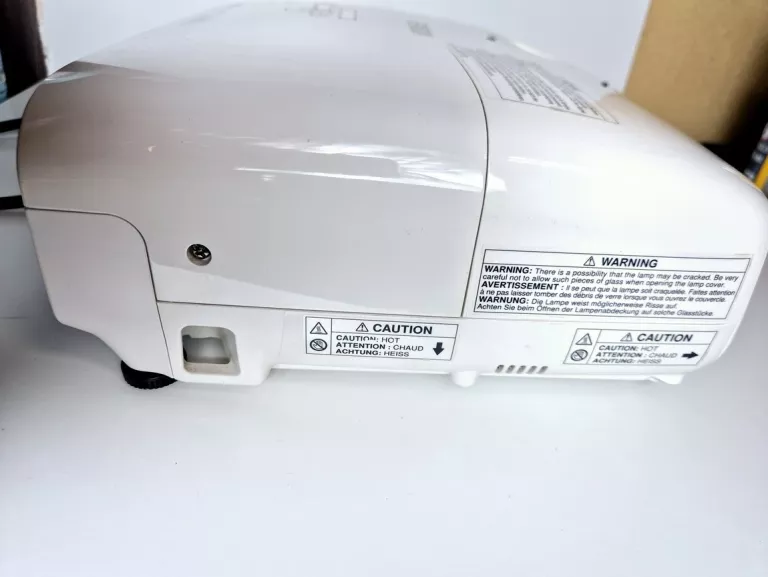 ZADBANY PROJEKTOR EPSON EH-TW5100