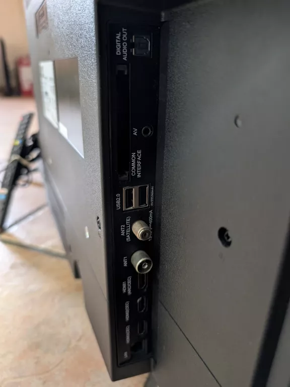 TELEWIZOR OK. ODL 50750UC-TIB SMART TV UHD Z PILOTEM