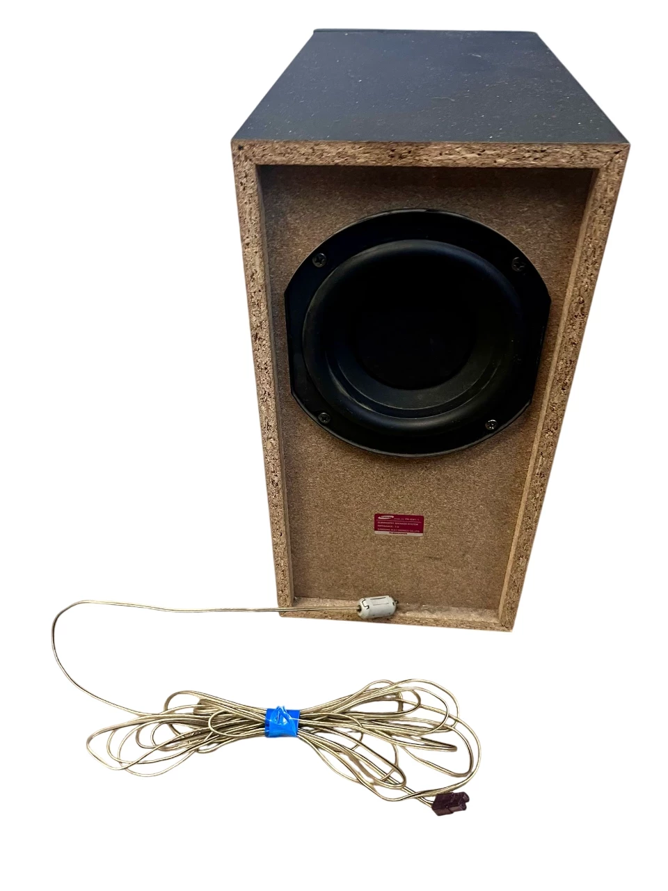 soundbar-samsung-hw-j355-subwoofer-moc-calkowita-120