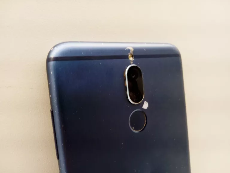 SMARTFON HUAWEI MATE 10 LITE 4 GB / 64 GB 4G (LTE) CZARNY