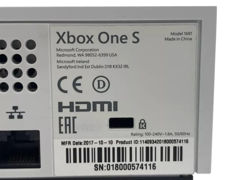 KONSOLA MICROSOFT XBOX ONE S MODEL 1681 500GB + GRA + PAD - OPIS!