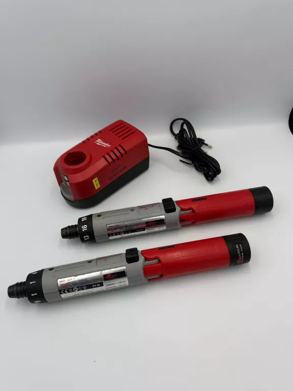 WKRĘTARKA AKUMULATOROWA MILWAUKEE V4 IS-32C X2 + ŁADOWARKA V4C