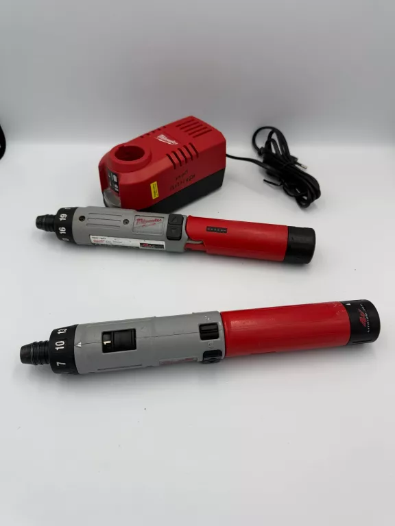 WKRĘTARKA AKUMULATOROWA MILWAUKEE V4 IS-32C X2 + ŁADOWARKA V4C