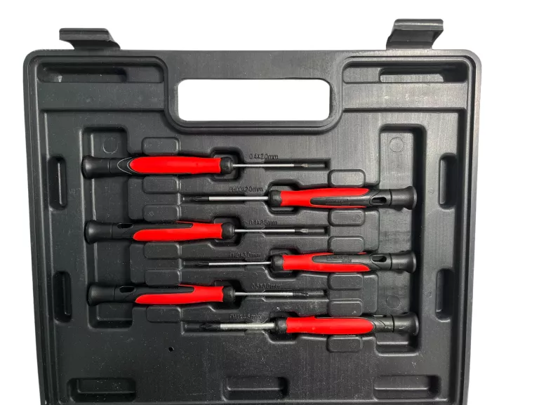 ZESTAW ŚRUBOKRETÓW POWERFIX PROFI