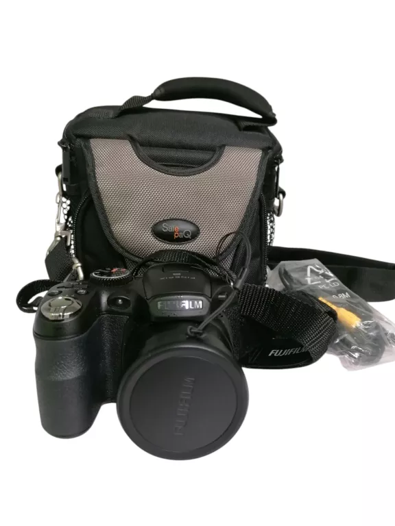 APARAT FUJIFILM FINEPIX S2950 FUTERAŁ