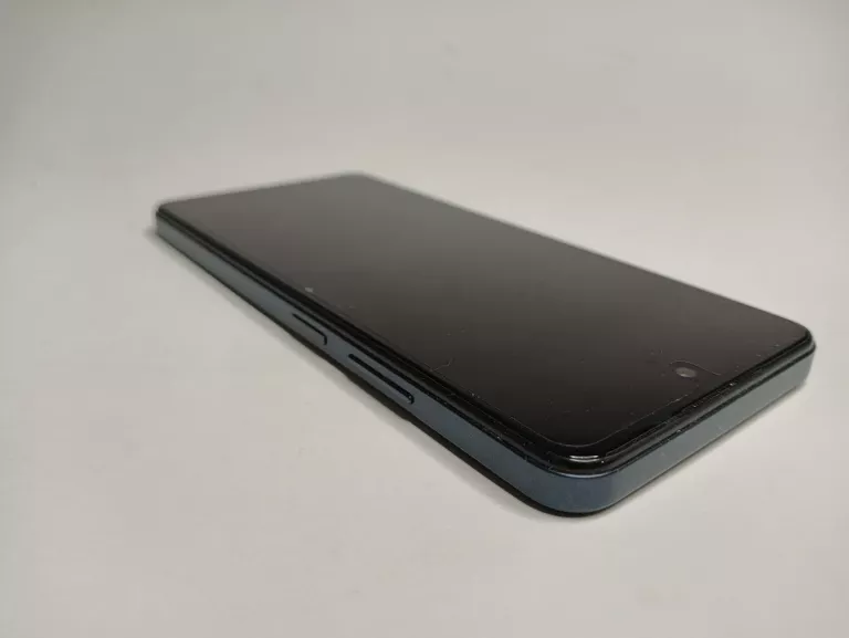 TELEFON INFINIX SMART 8 4/64GB