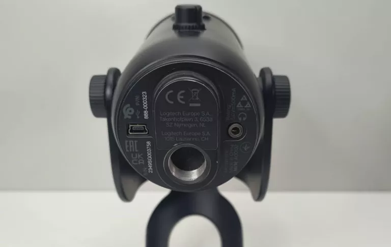 MIKROFON LOGITECH YETI BLUE