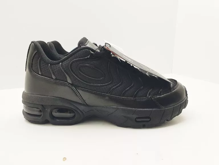 BUTY MĘSKIE NEW YORKER BLACK SQUAD ROZMIAR 42