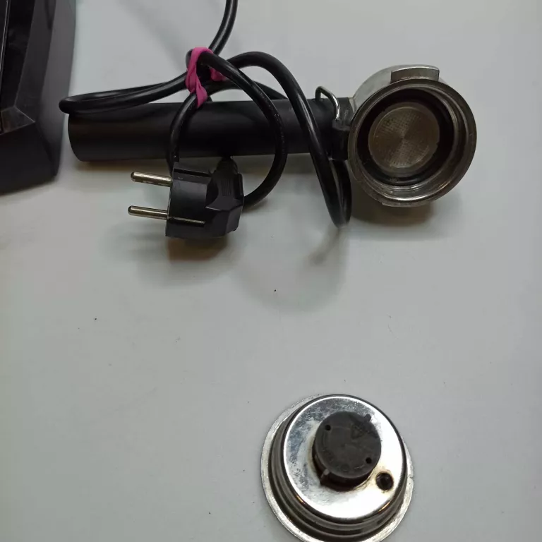 EKSPRES DO KAWY DE LONGHI EC157