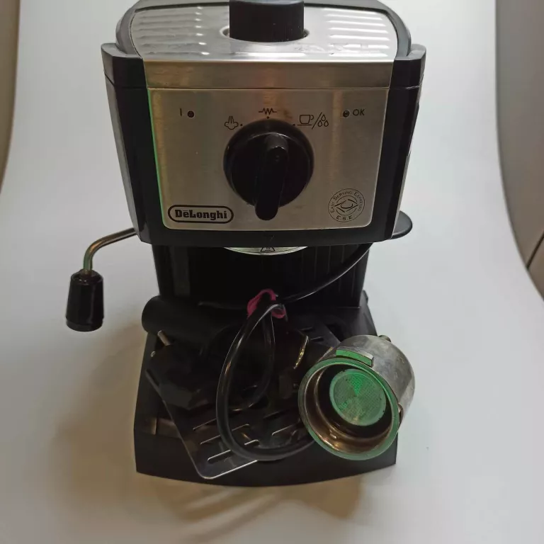 EKSPRES DO KAWY DE LONGHI EC157