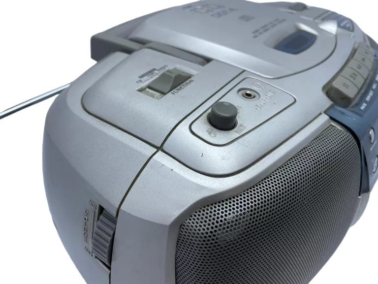 RADIOODTWARZACZ CLATRONIC SRR 499 CD