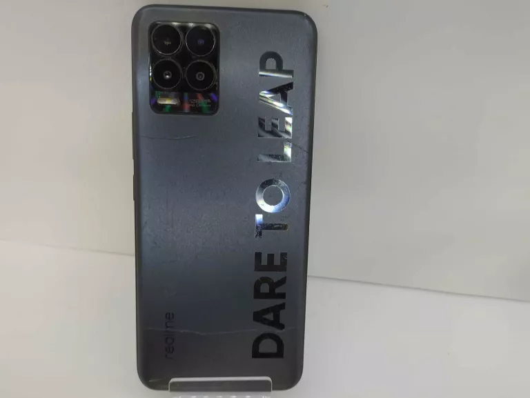 TELEFON REALME 8 PRO 8/128 GB ZESTAW