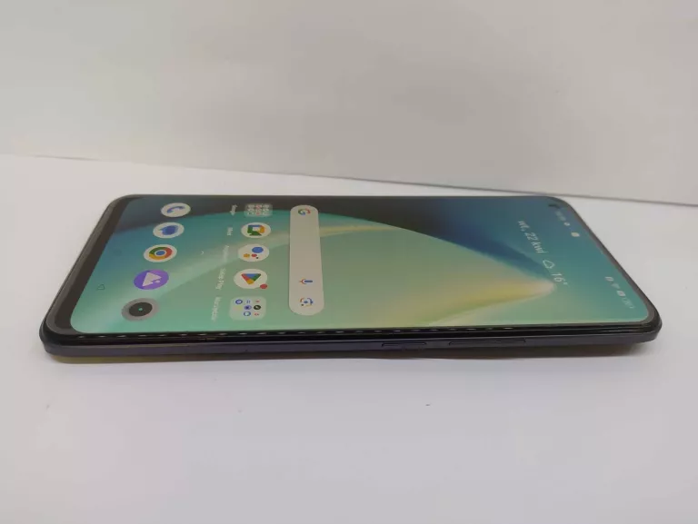 TELEFON REALME 8 PRO 8/128 GB ZESTAW