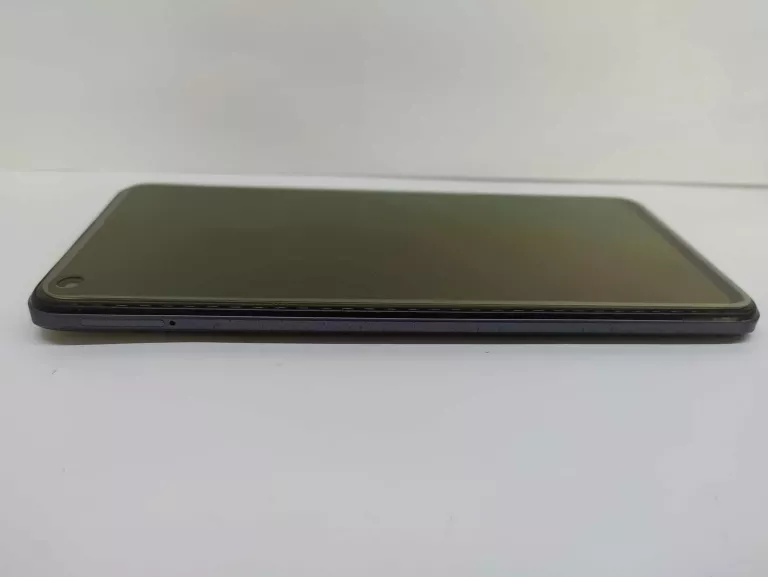 TELEFON REALME 8 PRO 8/128 GB ZESTAW
