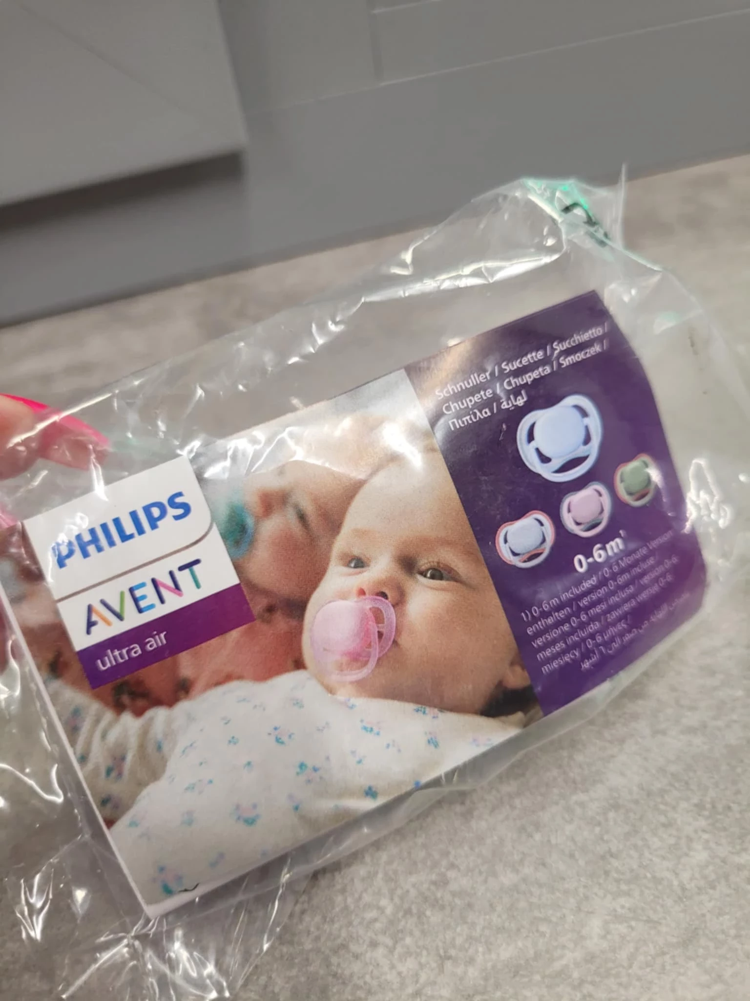 smoczek-avent-ultra-air-0-6m-kod-producenta-scf37618