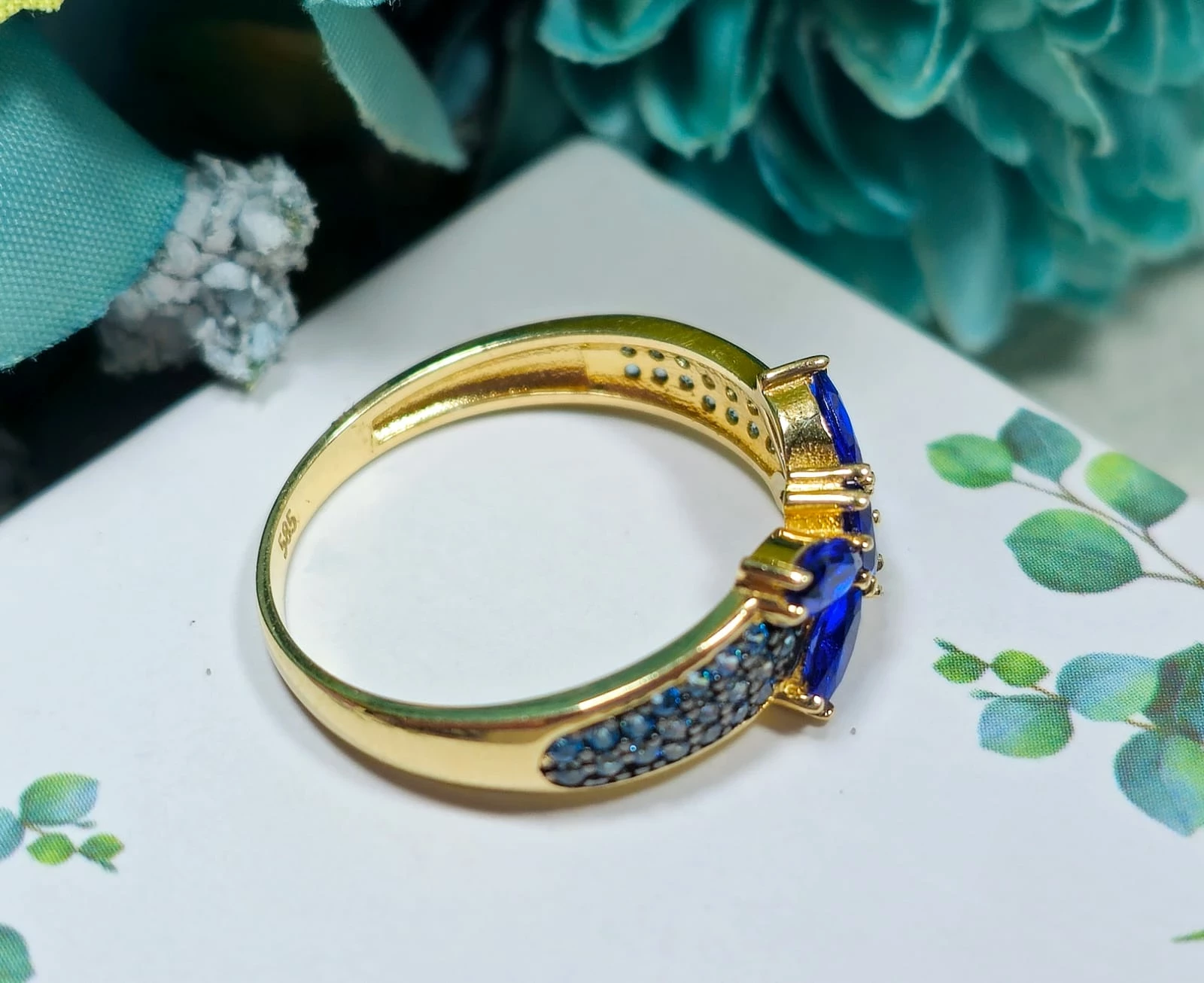 cudny-zloty-pierscionek-blekitne-i-granatowe-cyrkonie-p585-260g-r15-rodzaj-2205-2