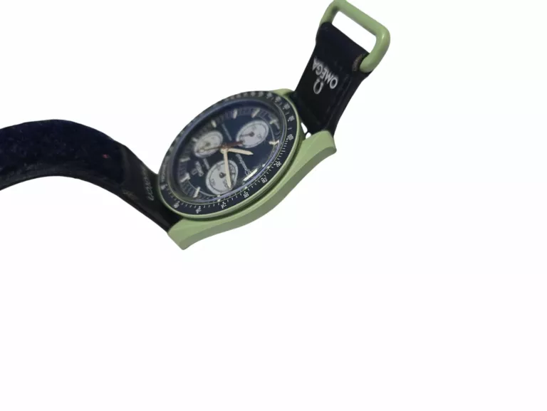 zegarek-omega-x-swatch-mission-on-earth-stan-11323-2