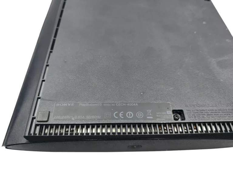 KONSOLA SONY PLAYSTATION 3 SUPER SLIM 12GB CECH-4004A