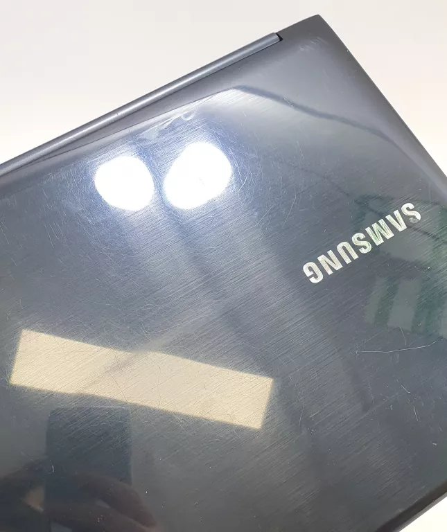 LAPTOP SAMSUNG 905S - 4GB RAM - DYSK 120GB - WIN 10 PRO