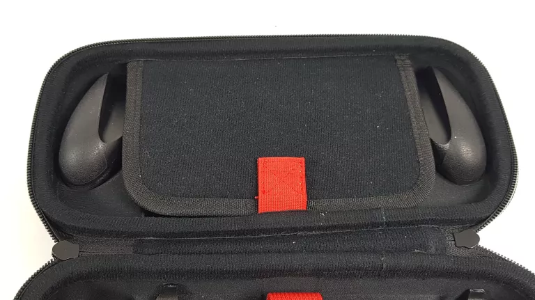ZESTAW AKCESORIÓW BIG BEN GAME TRAVEL KIT 3 IN 1 DO NINTENDO SWITCH