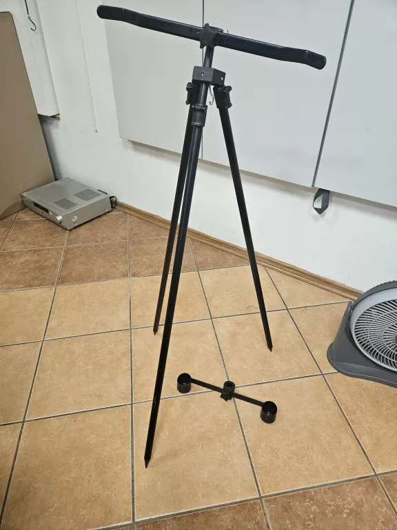 PODPÓRKA YORK PLAŻOWA POD DWIE WĘDKI 180CM